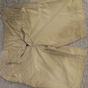 American Eagle kahki shorts